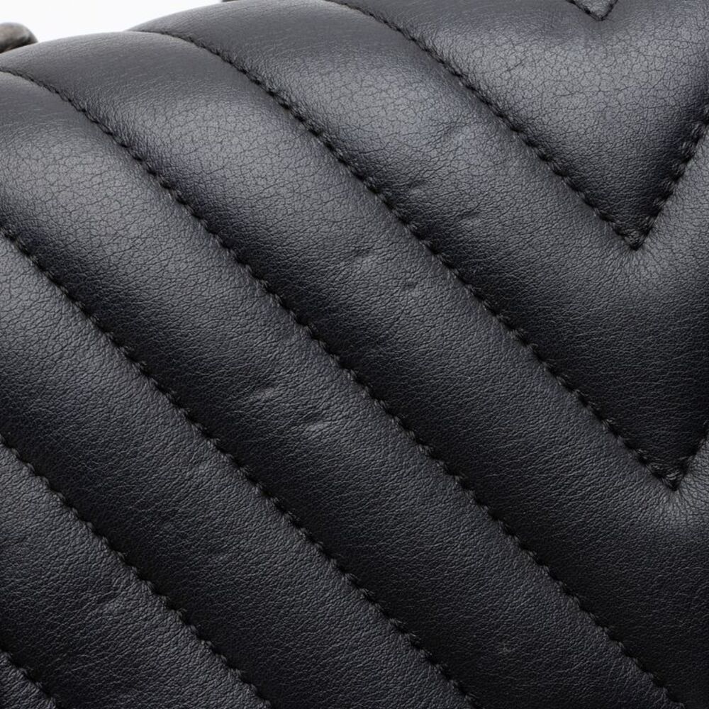 Chanel Chevron Lambskin Old Medium Boy Bag - Picture 15 of 15